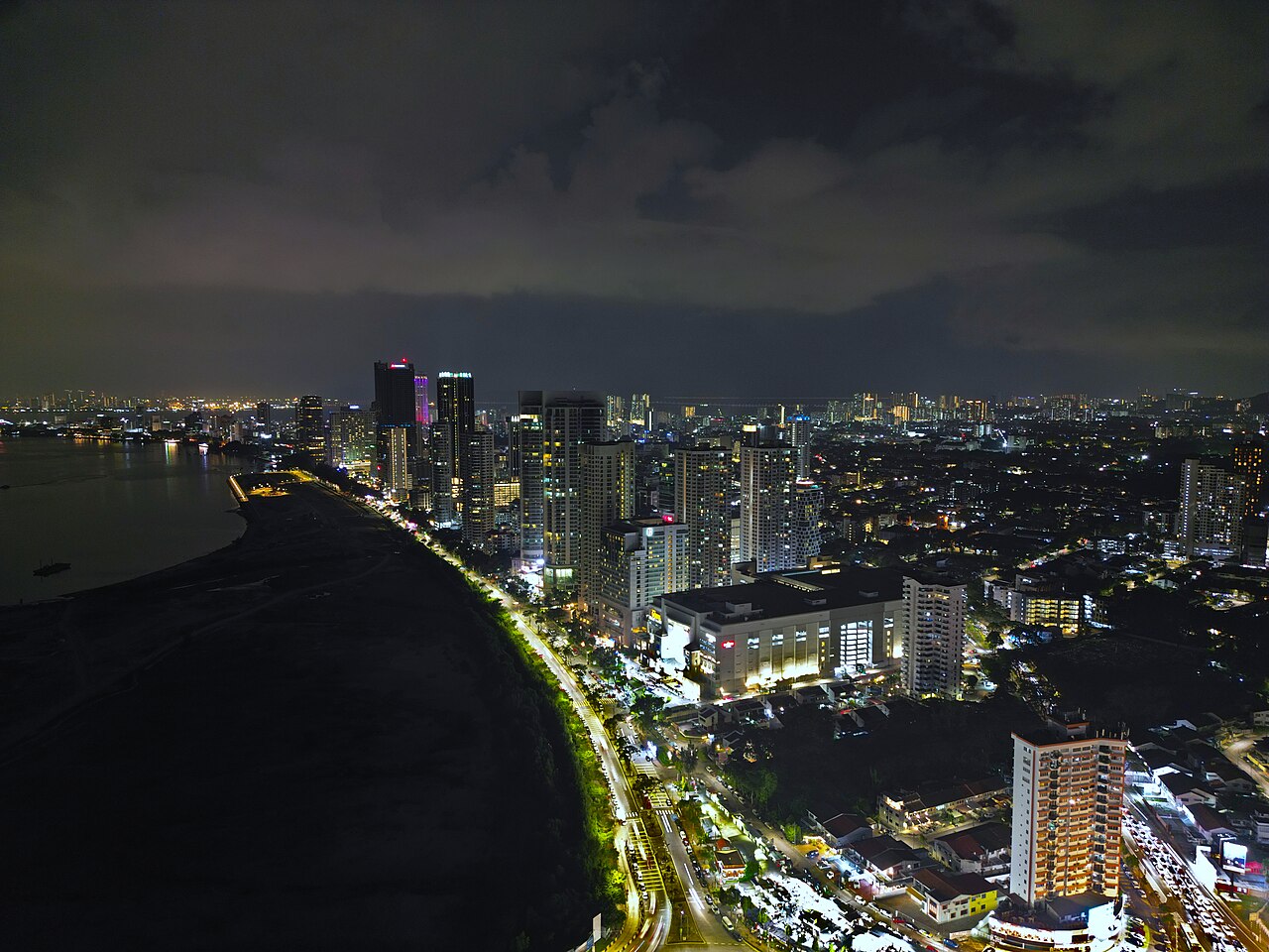 Penang Nightlife: Bars & Late-Night George Town